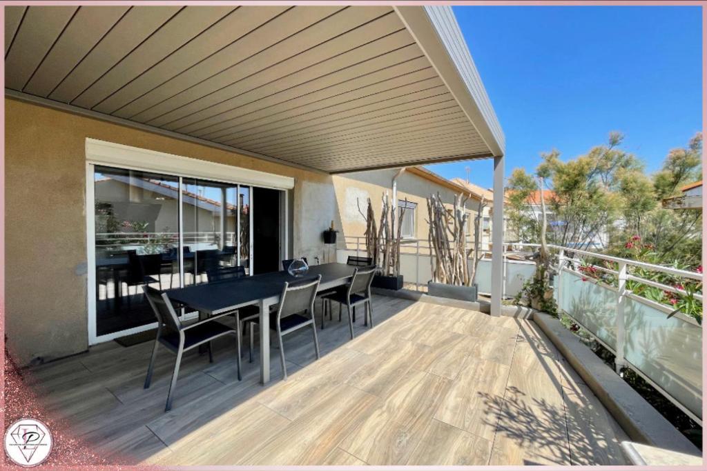 Les Mouettes, Bel Appartement A 50M Des Plages De วัลราส์-ปลาจ ภายนอก รูปภาพ
